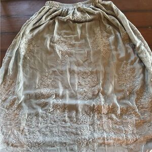 Elegant Lace Embroidered Skirt - Green